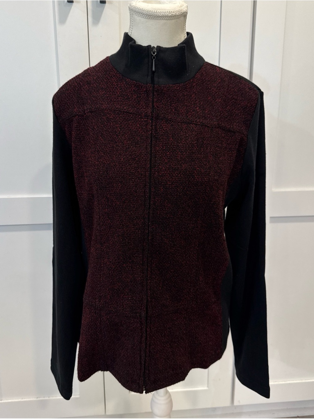 NWT Coldwater Creek knit front Full-Zip Jacket in Black and Burgundy size small